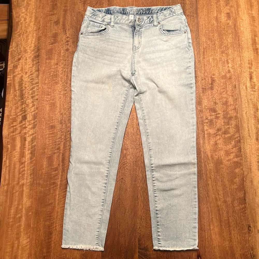 Light wash cropped jeans big girls Size 16